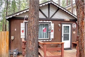  407 Sugaloaf Blvd, Big Bear City, CA