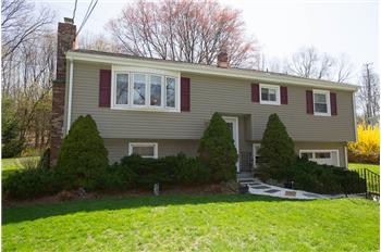  125 Wynwood Drive, New Milford, CT