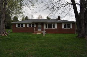  2913 Brevard Rd., Hendersonville, NC