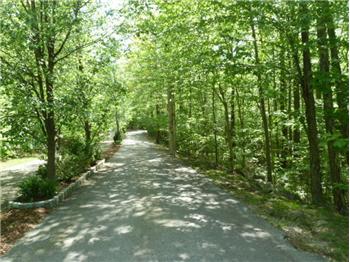  112 Green Terrace Way, West Milford, NJ