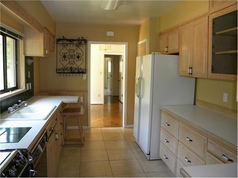 Ceramic Tile Floors