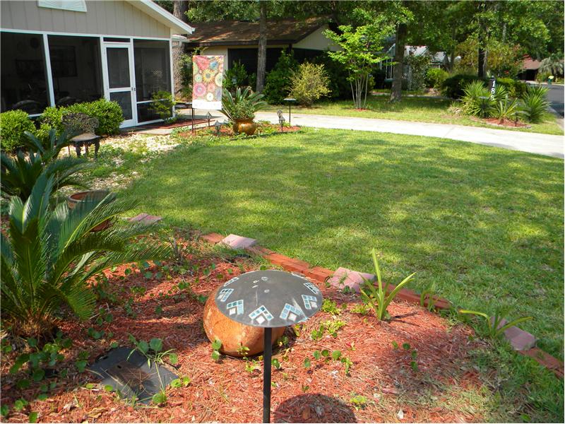 Beautiful Lawn & Landscape Beds