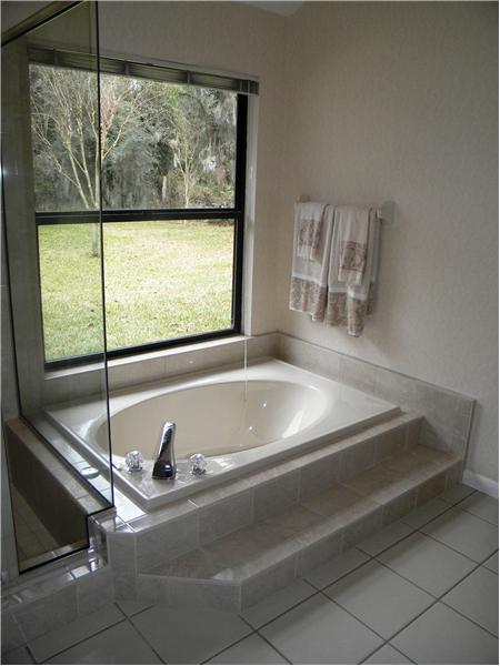 Garden Tub