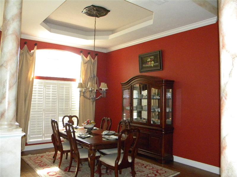Formal Dining