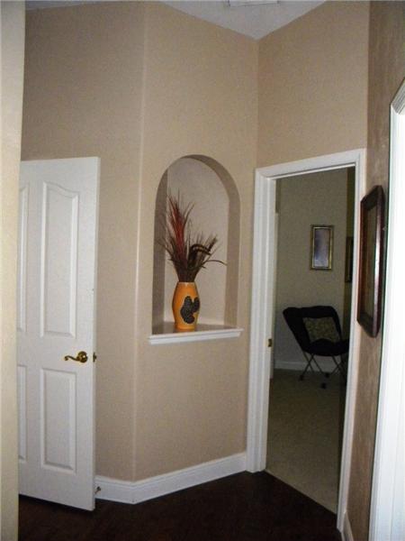 Guest Wing Foyer