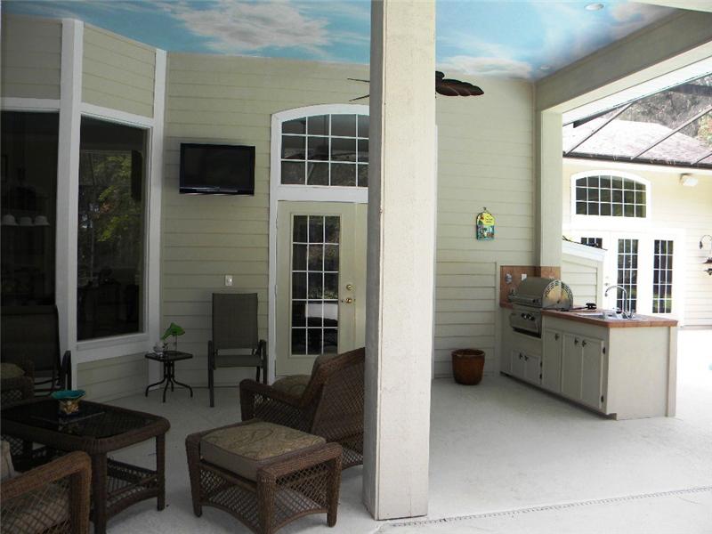 Summer Kitchen