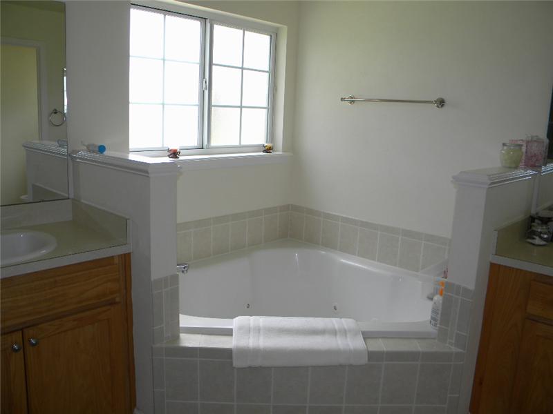 Jetted Tub