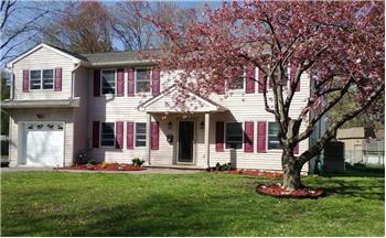  20 Romondt Road, Pompton Plains, NJ