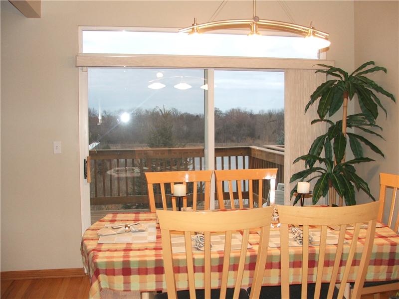 Eat-In Kitchen Area