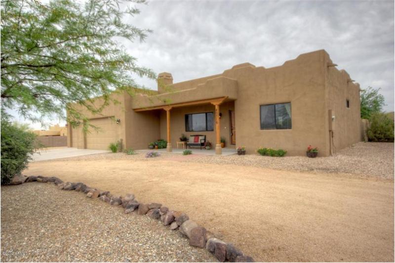 Desert Hills 3 Bedroom Horse Property