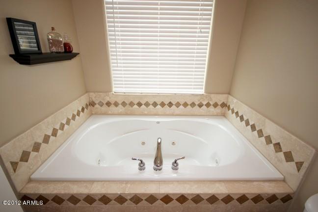 Desert Hills 3 Bedroom Horse Property