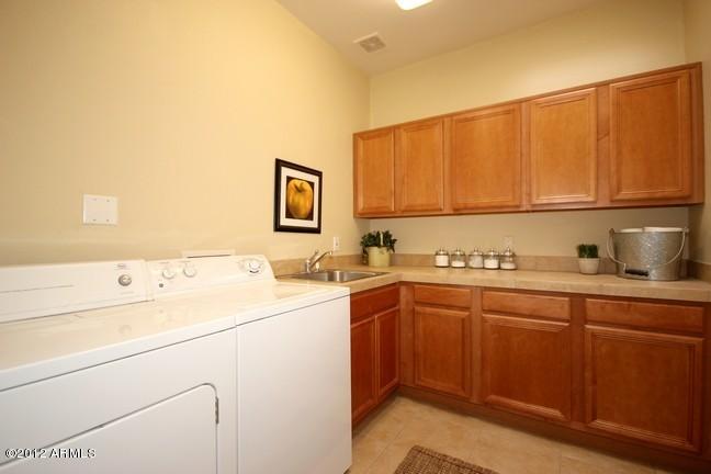 Desert Hills 3 Bedroom Horse Property