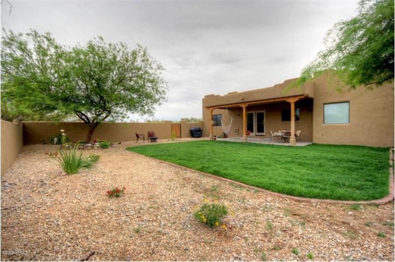 Desert Hills 3 Bedroom Horse Property