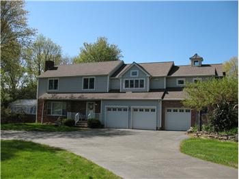  823 Meadow Road, Bridgewater, NJ