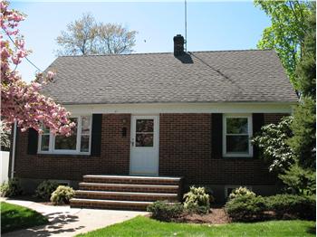  35 Grove Ave., Metuchen, NJ