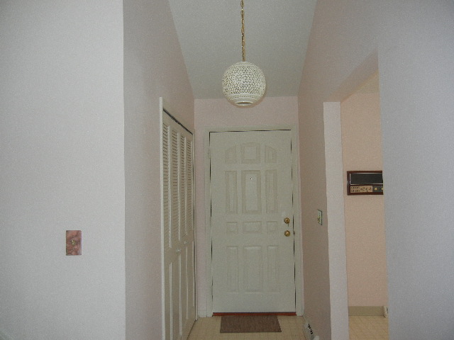 Vaulted foyer