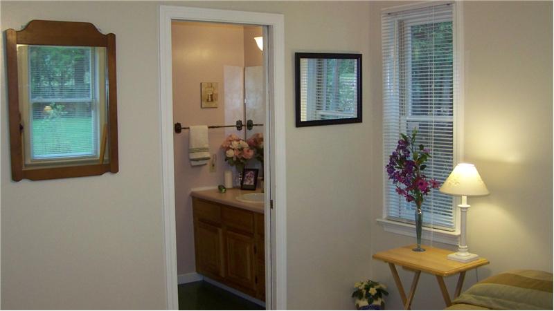 1st floor master bath/laundry
