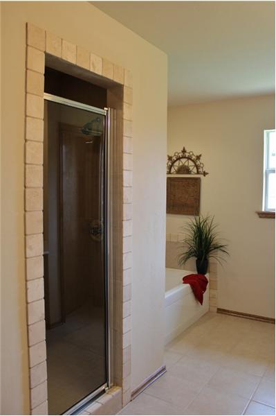 Master Bath/Spa Shower 