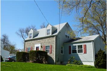  39 South Nelson Ave, Piscataway, NJ