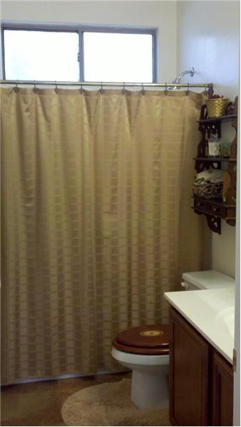 2nd Bathroom