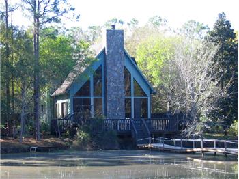  4558 SW Cherokee St., Palm City, FL
