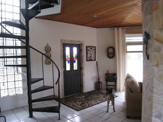 Light Filled Rooms