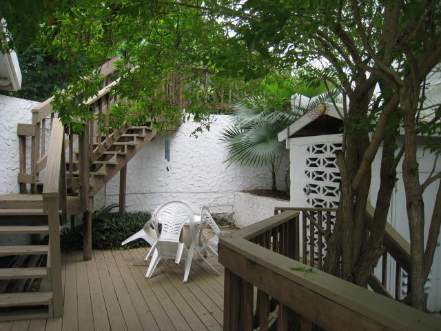 Guest Cottage Private Patio