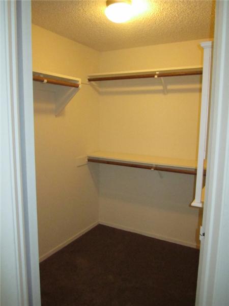 Walk in closet