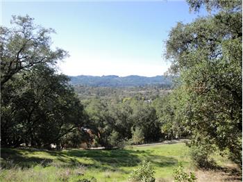  285 Clear Ridge Drive, Healdsburg, CA