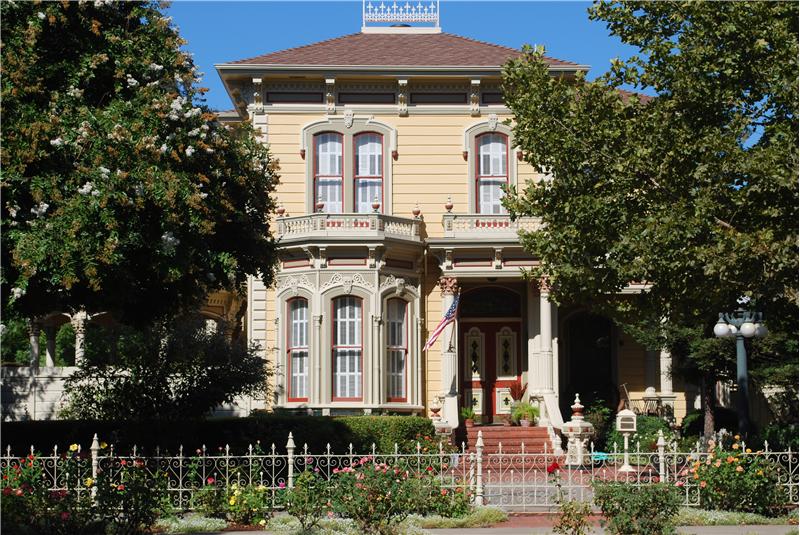 640 College Street, Woodland, CA