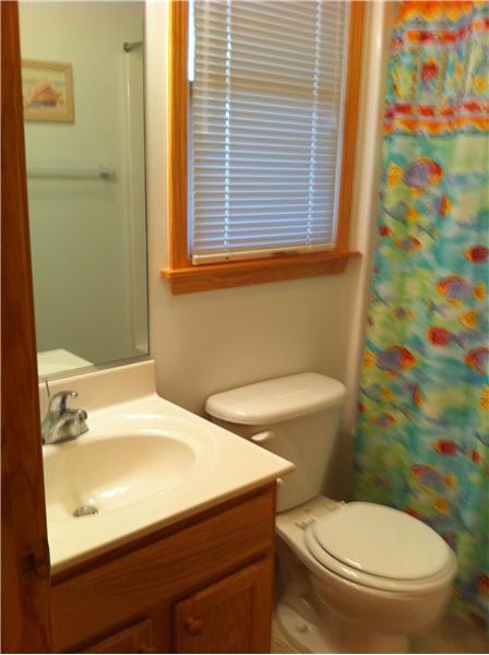 Master Bath #4 on Mid-Level