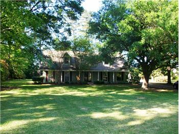  7833 Laurel Court, Denham Springs, LA