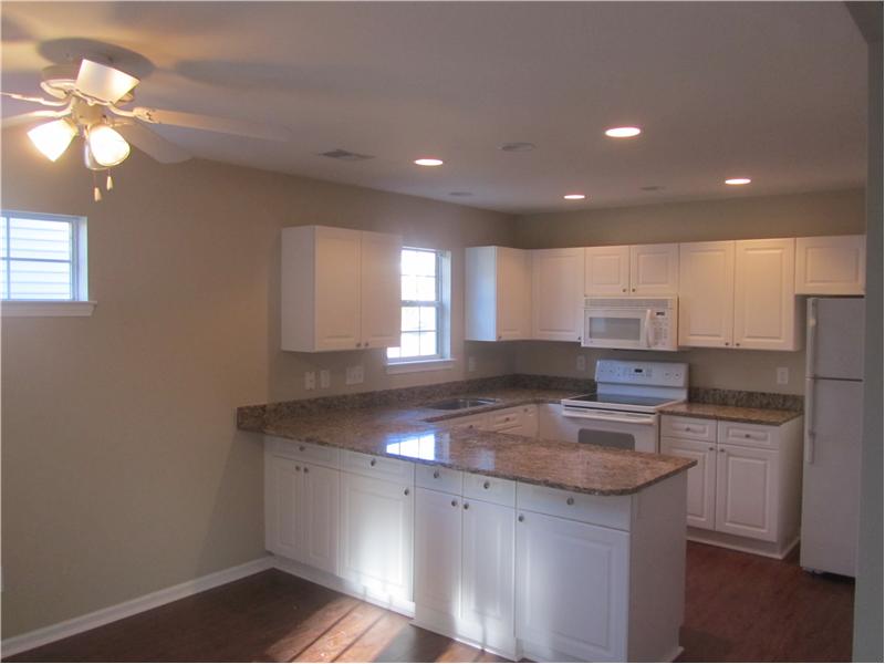 granite in kitchen