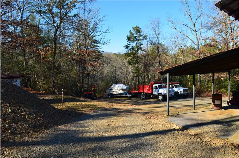Plenty of Parking For Boat or RV