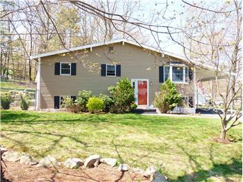  73 Pheasant Hill Road, Franklin, MA