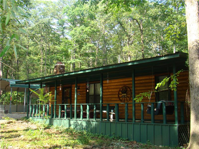Hickory Hut Rental Cabin, Broken Bow, OK 74728, USA Private Residence